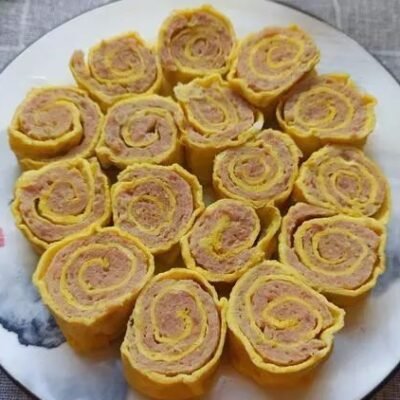 Handcrafted Golden Crispy Egg Rolls – Multi-Pack (70g x 4 Bags)